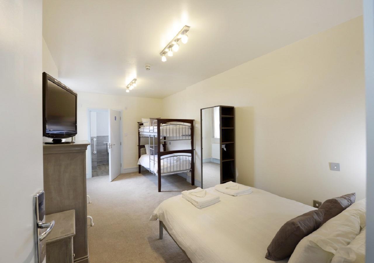 פורטסמות' Southsea Rocks Hotel מראה חיצוני תמונה